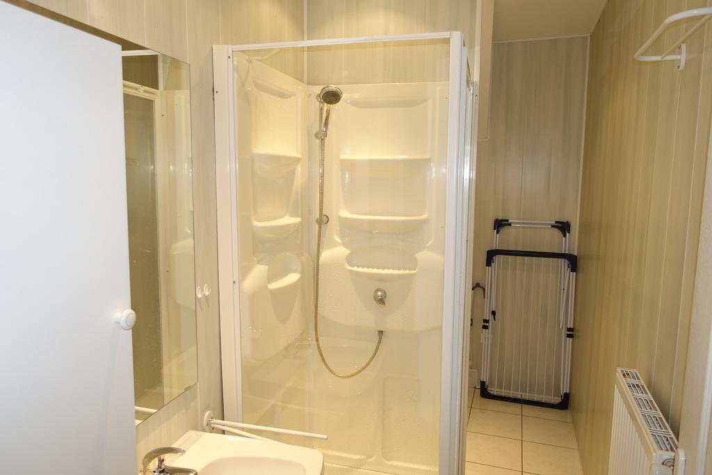 Le 4 Appartement Saint-Junien Buitenkant foto